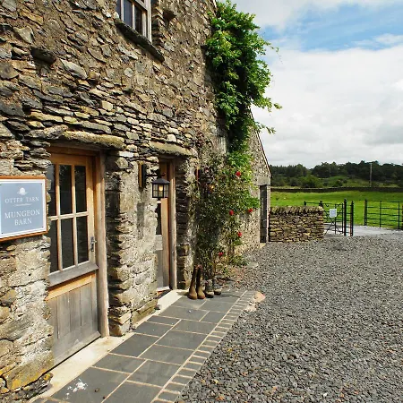 Mungeon Barn * Backbarrow